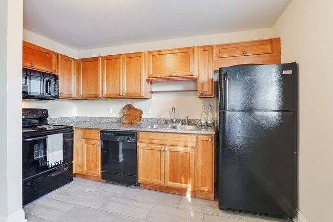 Photo - 2013 S Liberty St Unit 303