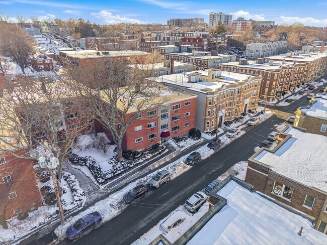 Photo - 239 Kelton St Unit 41