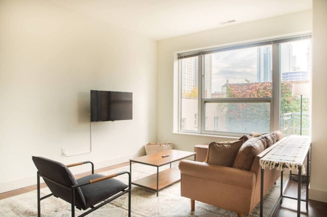 Photo - 1040 N Cass St Unidad ID1379057P