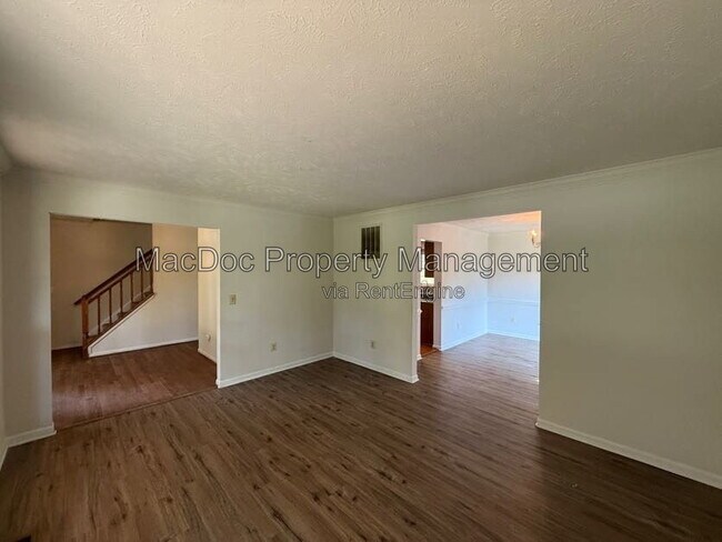 Photo - 11304 Springfield Dr