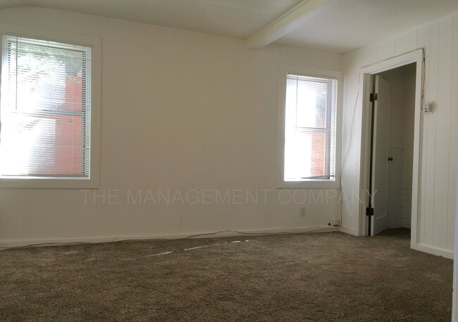 Photo - 651 2nd Ave N