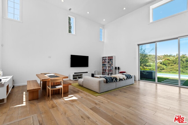 Photo - 23477 Palm Dr