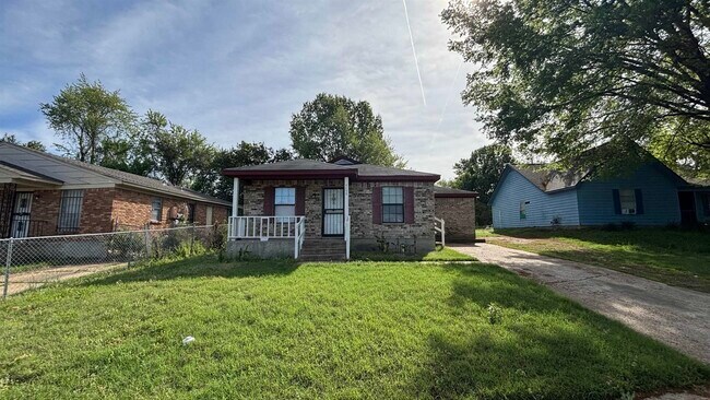 Building Photo - 4450 Arnold Cove