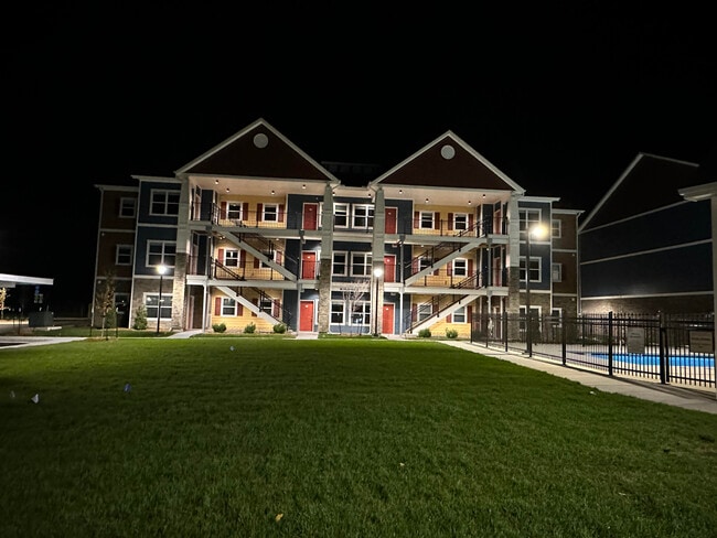 Photo - Verandas at Crestview