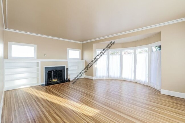 Photo - 2615 Maxwell Ave