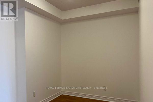 Photo - 310 Burnhamthorpe Rd W Unit 2307