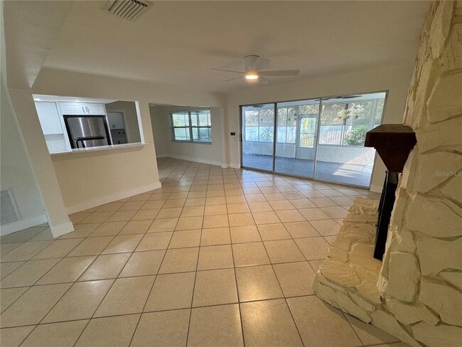 Photo - 509 E Park Dr