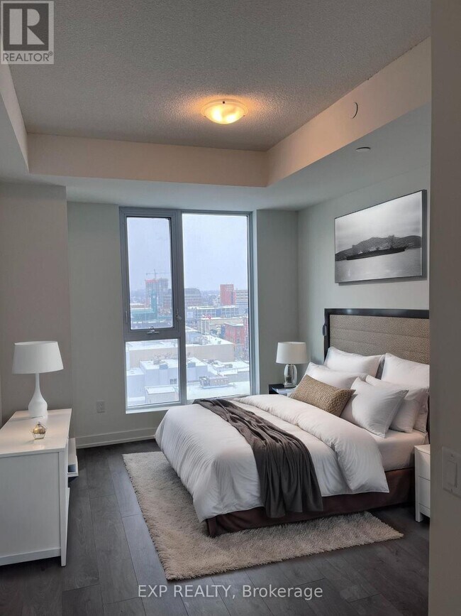 Photo - 55 Duke St W Unit 906