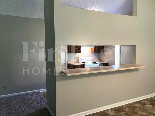 Photo - 5438 Winslow Crossing N