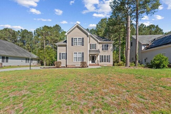 Building Photo - Large home with 5 bedrooms in Brickshire