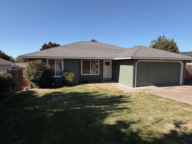 Building Photo - Beautiful & Spacious Home for Rent