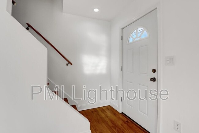 Photo - 25 Thorney Ave