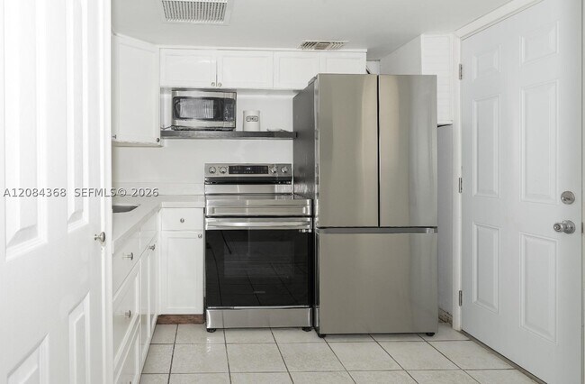 Photo - 2810 NE 201st Terrace Unit G105