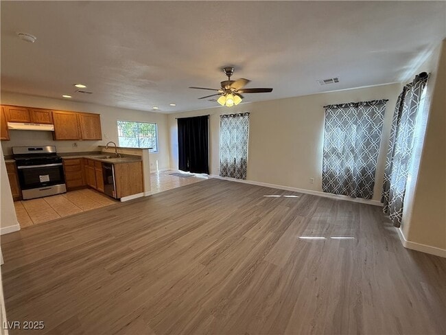 Photo - 1072 Valetta Flat Ave