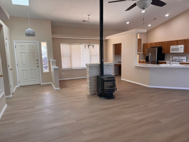 Photo - 3 Bedroom, 2 Bathroom Home in Tijeras, NM