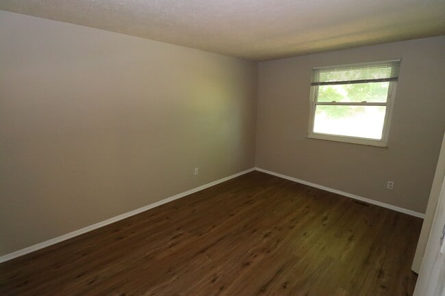 Photo - Walking Distance to Brownsburg High School!