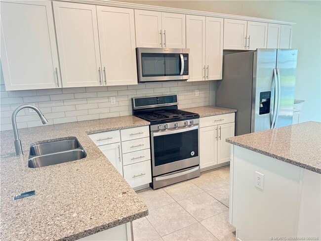 Photo - 10214 SW Captiva Dr