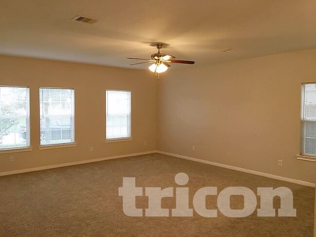 Photo - 11335 Carla St