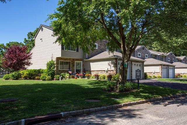 Building Photo - 5000 Townehouse Dr Unit 1706