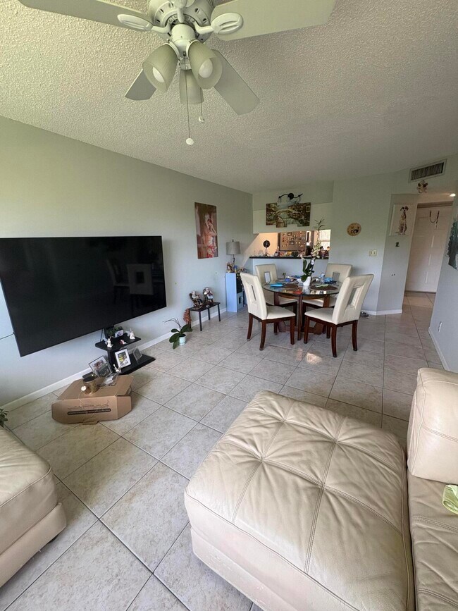 10107 Twin Lakes Dr Unit 24-O