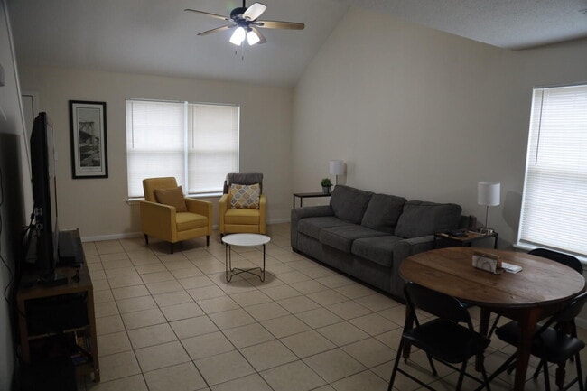 Photo - 4306 Derby Ridge Dr