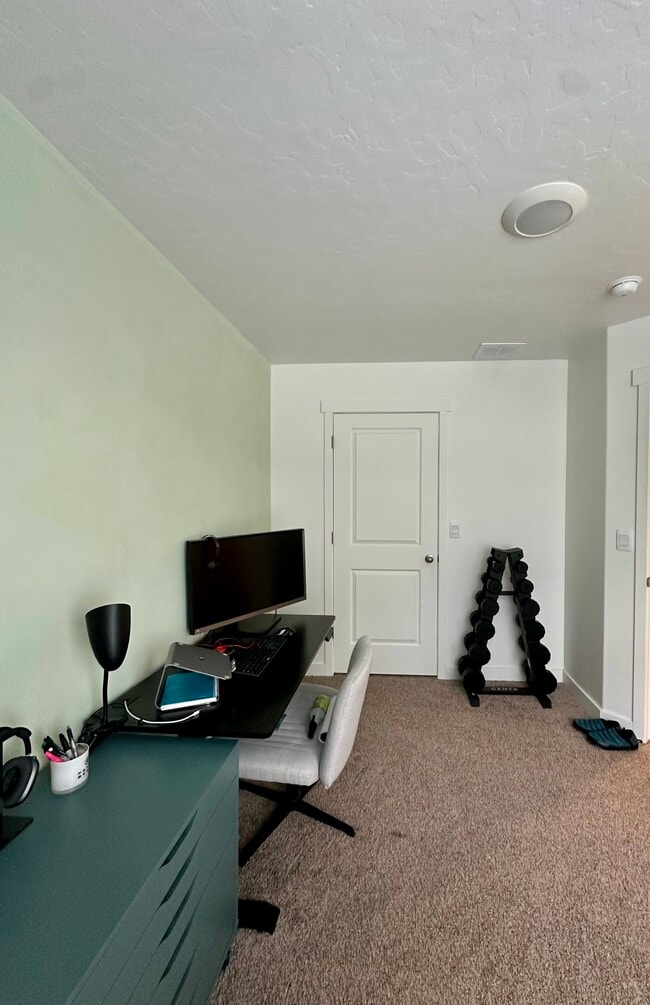 Photo - 1146 W 340 S