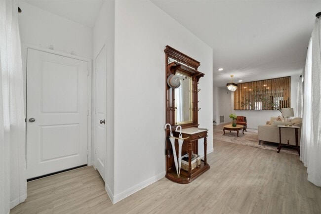 Photo - 26196 Brahman Dr