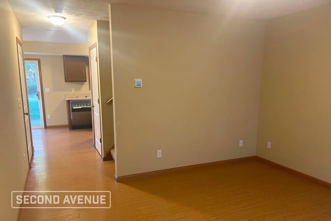 Photo - 440 Station 44 Pl