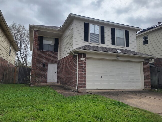 Photo - 8126 Golf Green Cir