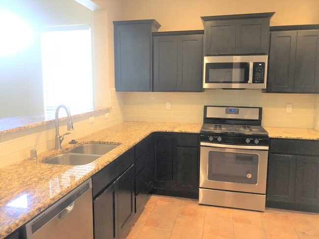 Photo - 840 Holly Park Ave