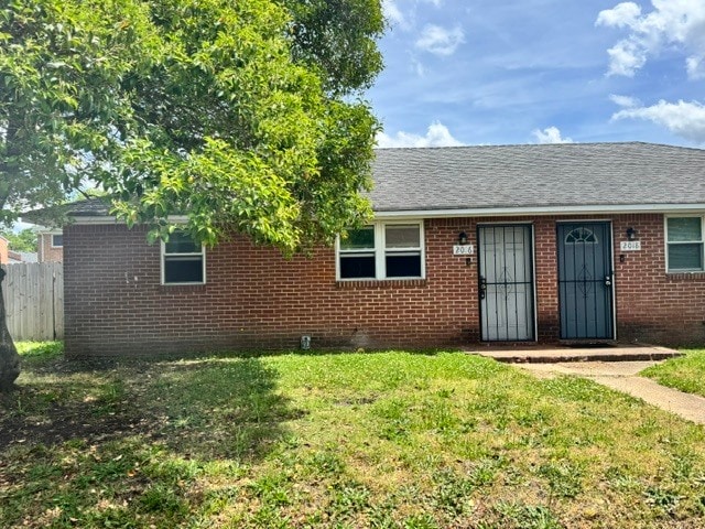 Building Photo - 2016 Pond Ln Unit 2016