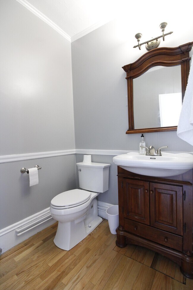 Photo - 196 Dorchester St