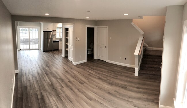 Photo - 3 Sherman Circle