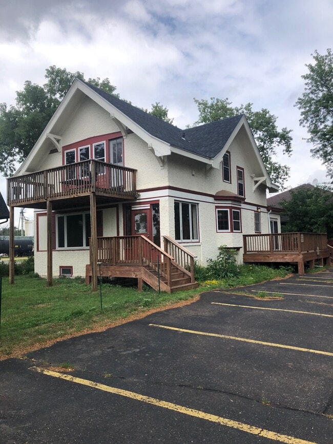 6356 Elm St Unit 2 - Furnished