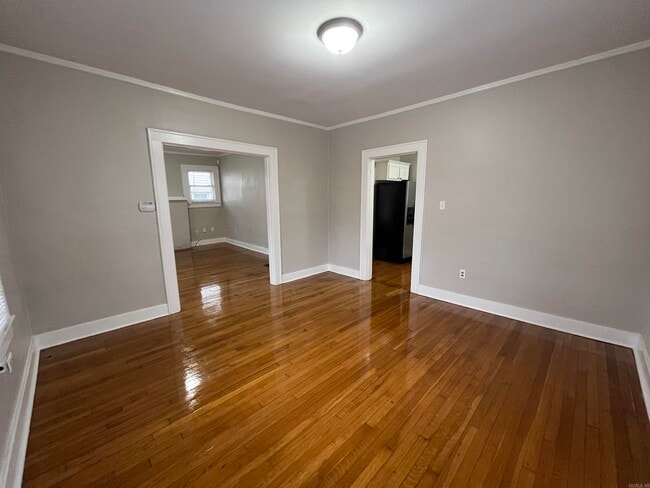 Photo - 218 S Valentine St