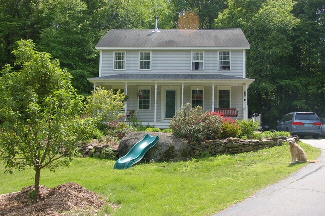 Photo - 20 Goyette Dr House