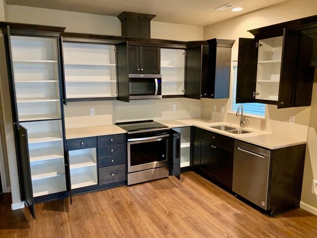 Photo - New Townhome Steps from Willamette River