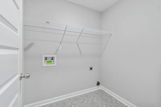 Photo - 125 Tomahawk Pt