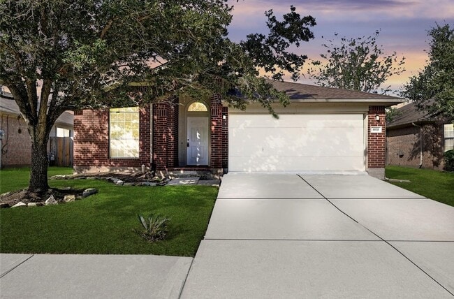 Building Photo - 4018 Floral Way Ct