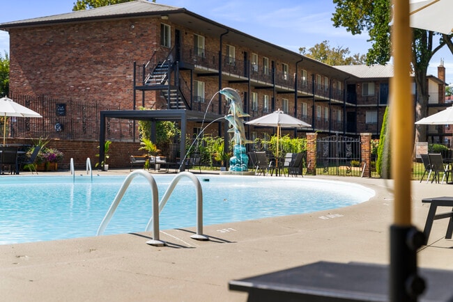 The Anna Apartments