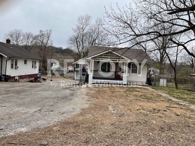 Building Photo - Great location Updated 3-bedroom 2 bath home