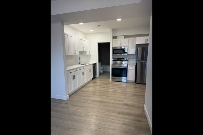 Photo - 293 Collicott Dr
