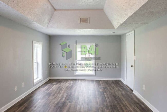 Photo - 133 Short St
