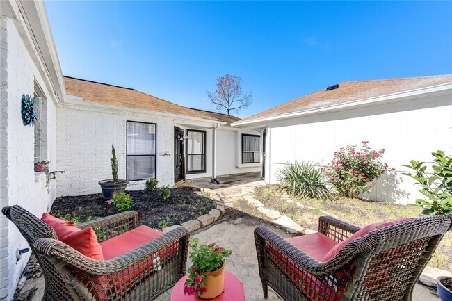 Photo - 3927 Summit Valley Dr