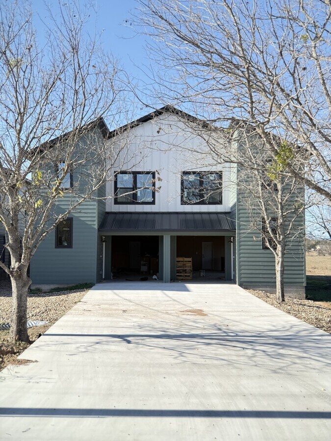 Photo - 304 Ave P