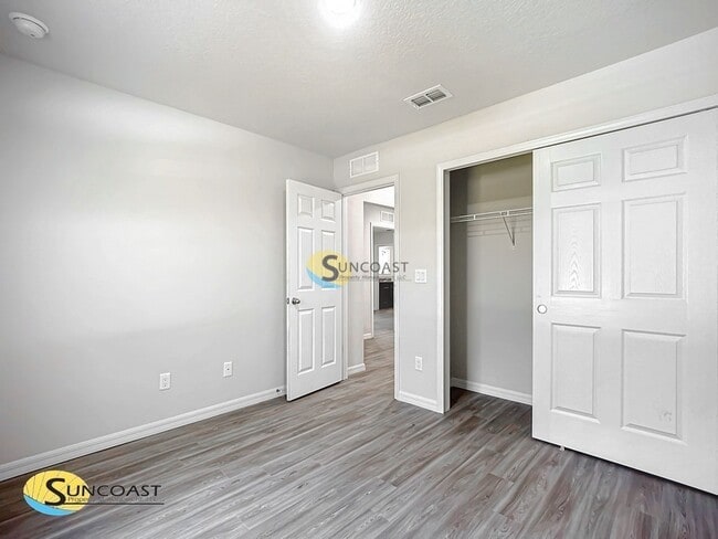 Photo - 32 Rosepetal Ln Unit A