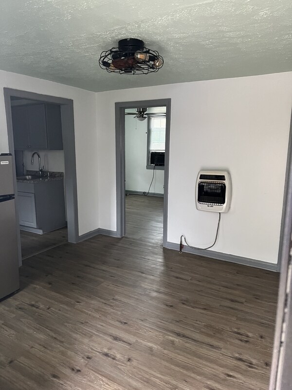 Photo - 487 Mellon St