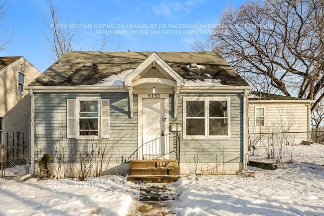 Building Photo - 5753 27th Ave S