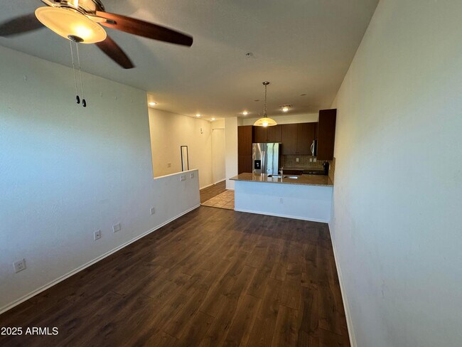 Photo - 2330 E Huntington Dr