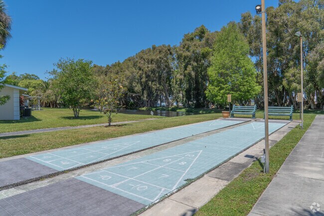 Amenity Space - Heather Hill Villas